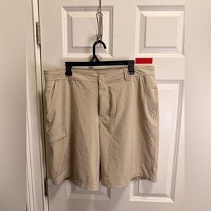 Men’s Columbia Shorts